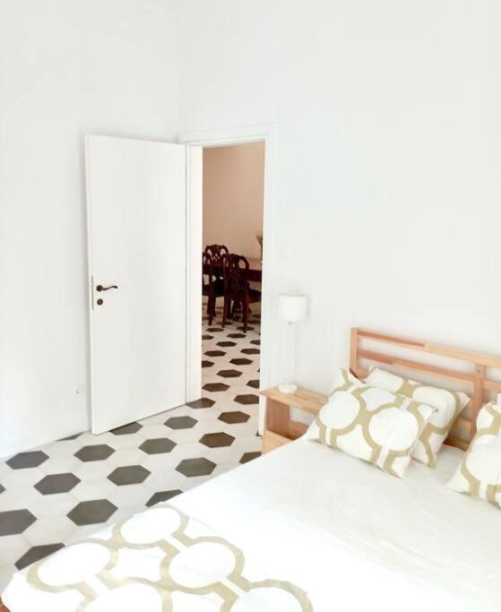 Stylish City Flat Near Promenade Thessaloníki Luaran gambar