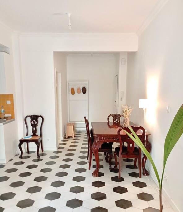 Stylish City Flat Near Promenade Thessaloníki Luaran gambar